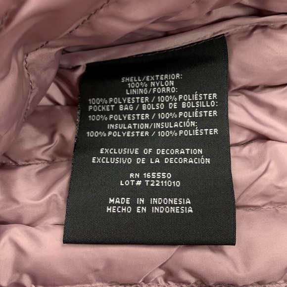 Ladies 32 Degrees lightweight puffer vest. Smalls,Mediums,Larges available - Picture 4 of 6